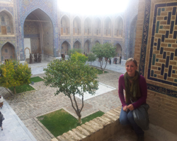 ulughbek_madrassah_samarkand_uzbekistan